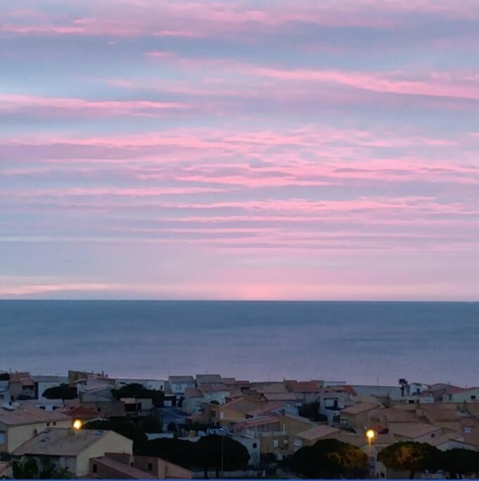 Plain-Pied, Terrasse, Piscine, Pleine Vue Mer, Plage A 6' A Pied, Parking, Wifi Fleury  Luaran gambar