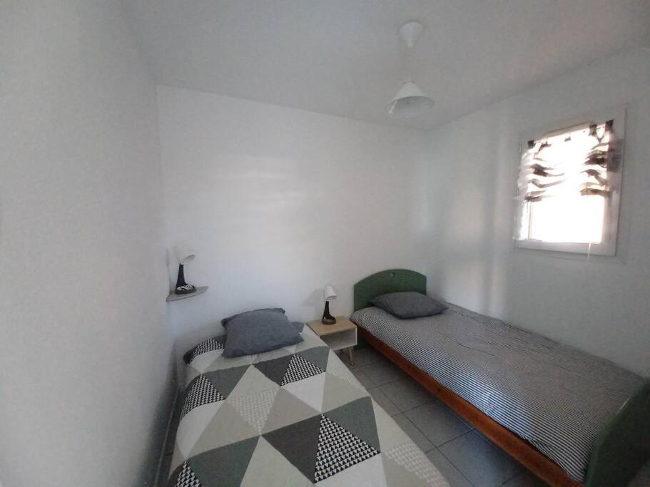Plain-Pied, Terrasse, Piscine, Pleine Vue Mer, Plage A 6' A Pied, Parking, Wifi Fleury  Luaran gambar