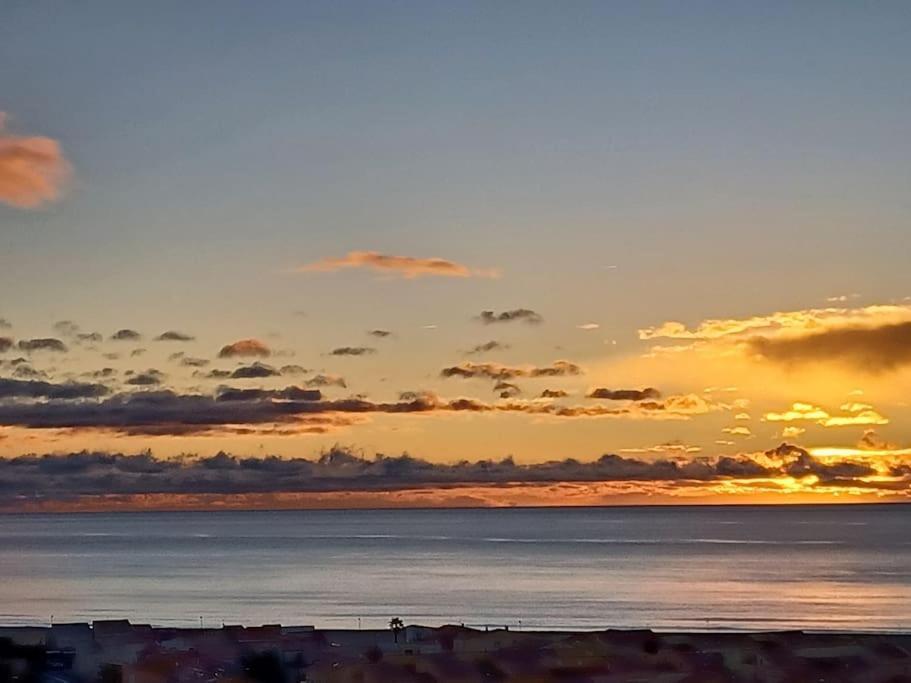 Plain-Pied, Terrasse, Piscine, Pleine Vue Mer, Plage A 6' A Pied, Parking, Wifi Fleury  Luaran gambar